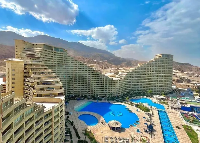 Pyramids Porto Sokhna Red Sea Apartment